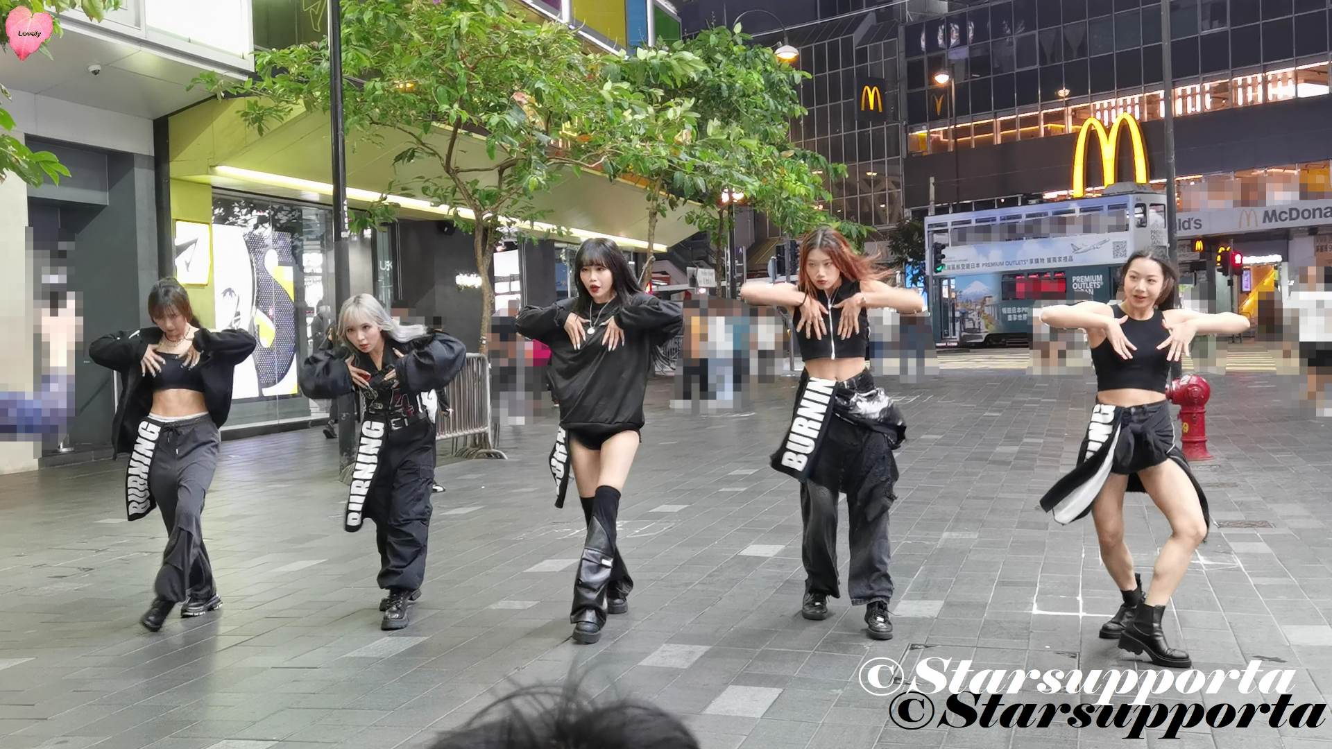 20251110 Vaslav HK @vaslav_hk @ KPOP dance @ 香港銅鑼灣H&M對出